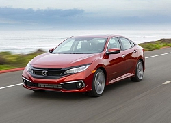 Honda Civic xả kho, đe dọa vị trí của Mazda 3, Kia Cerato