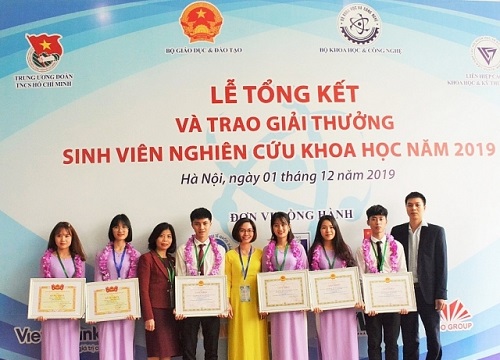 Phú Thọ: Sinh viên trường Đại học Hùng Vương khẳng định tài năng, vươn tầm Quốc tế