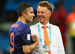 Van Persie kể lại khoảnh khắc bị HLV Van Gaal bạt tai