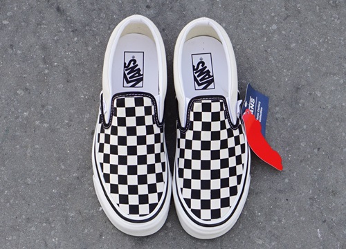 Vans x Fast Times nhắc lại màn debut kinh điển của đôi Slip-on Checkerboard những năm 80