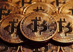 Bitcoin rực cháy, ngưỡng 9.000 USD bị khoan thủng