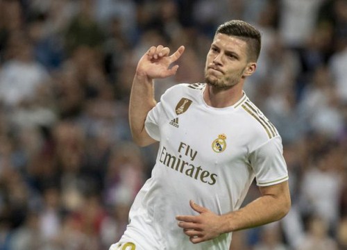 "Bom xịt" Luka Jovic quyết tâm bám trụ lại Real Madrid