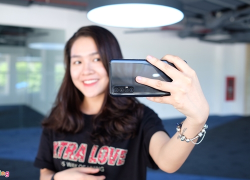 Camera selfie 44 MP trên Oppo Reno3 Pro làm được gì?