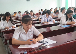 Đua luyện thi đánh giá năng lực