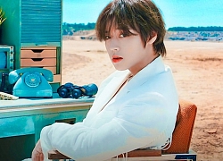 Gỡ mác đáng yêu nhí nhố, 'tiên tử nháy mắt' Park Jihoon chuyển mình lãng tử bụi bặm lái siêu xe cổ trong MV 'Wing'