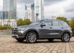 Mercedes-Benz GLC mới lộ diện: To lớn hơn, để ngỏ bản 7 chỗ