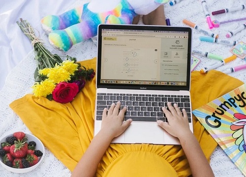 'Rich mom' nổi tiếng châu Á mở trường mẫu giáo online, thu giá cắt cổ