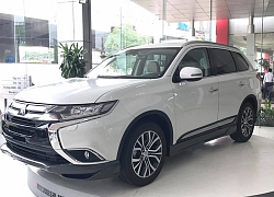 Đại lý xả kho Mitsubishi Outlander 2.4 giảm gần 150 triệu đồng: Giá thấp chưa từng có, động cơ 2.4L, dẫn động bốn bánh