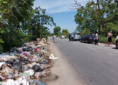 Doanh nghiệp thu gom rác ngập nợ, hàng trăm lao động thấp thỏm