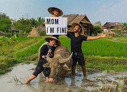 Du lịch vòng quanh thế giới, anh chàng này vẫn đều đặn gửi ảnh về cho mẹ yên tâm