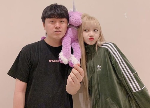 Netizen soi chi tiết Jisoo (BLACKPINK) ẩn ý về vụ quản lý lừa đảo Lisa 19 tỷ, qua đó hé lộ luôn thời điểm diễn ra vụ án?