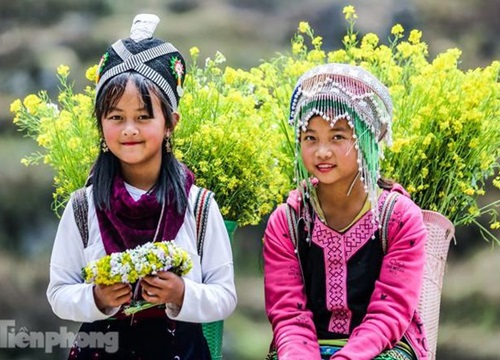 Ngắm nét ngây thơ của những đứa trẻ vùng cao nguyên đá Hà Giang