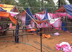 "Ngày lành" rơi đúng vào ngày mưa giông, cô dâu chú rể và quan viên 2 họ ngẩn ngơ đứng nhìn rạp cưới bị thổi bay đi mất