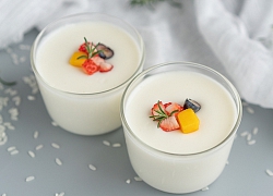 Tận dụng cơm nguội làm món pudding sữa gạo bé nào cũng thích mê