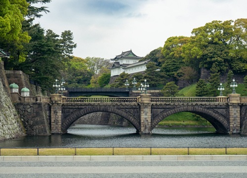 Tokyo không bóng du khách