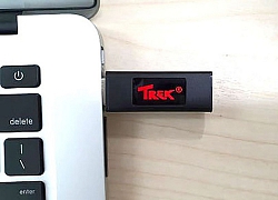 Trek Thumdrive Pro Metal Đẳng cấp USB