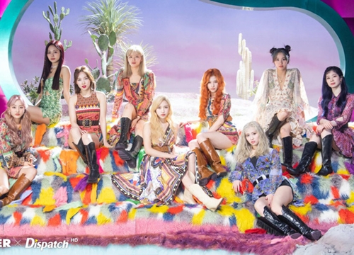 TWICE tiễn BTS "ra chuồng gà" trên Melon, bán album nhanh gấp 3 lần "Feel Special" dù MV người khen kẻ chê nhưng vẫn chưa vượt nổi IZ*ONE