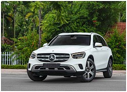 Áp lực từ phí trước bạ mới, Mercedes-Benz GLC 200 4MATIC chạy lướt giảm ngay 50 triệu đồng tại đại lý tư nhân