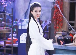 Bất ngờ cosplay Tiểu Long Nữ, Angela Baby bị so sánh với Lưu Diệc Phi nhưng động thái của Vu Chính mới đáng bàn