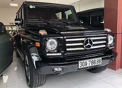 Hàng hiếm Mercedes-Benz G55 AMG biển số tứ quý 8 của Hà Nội nằm trong showroom xe sang có tiếng tại Sài Gòn