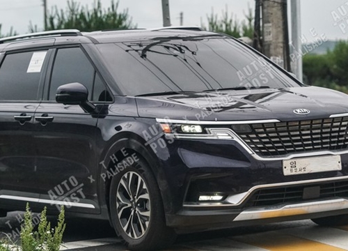 Kia Sedona 2021 lăn bánh trên phố dù chưa ra mắt