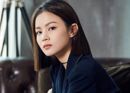 Lee Hi sắp gia nhập AOMG và phát hành album mới vào cuối tháng Bảy năm nay?