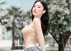 Thả dáng ở công viên, hot girl nổi bần bật nhờ chiếc áo cắt xẻ khoe vòng một vượt 90cm