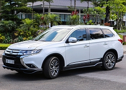 Mitsubishi Outlander giảm giá gần 200 triệu đồng