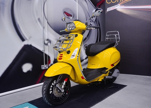 Vespa Sprint S 150 và Primavera S bản đặc biệt đặt chân đến Malaysia