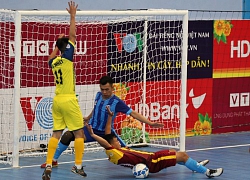 Vietfootball đánh rơi 3 điểm trong cơn mưa bàn thắng