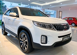 Đại lý xả kho Kia Sorento 2019 giảm cao nhất 100 triệu đồng: Giá từ 749 triệu đồng, bản mới dự kiến về nước cuối năm nay