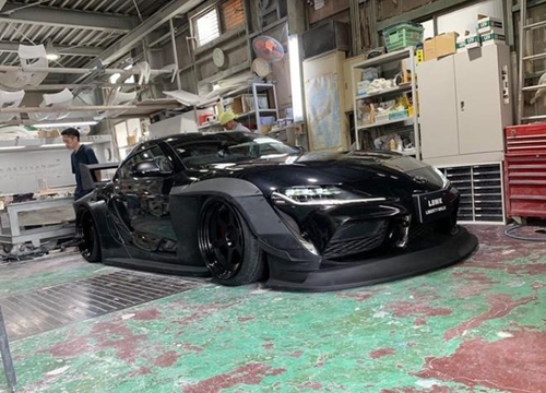 Liberty Walk biến Toyota Supra thành siêu xe thể thao