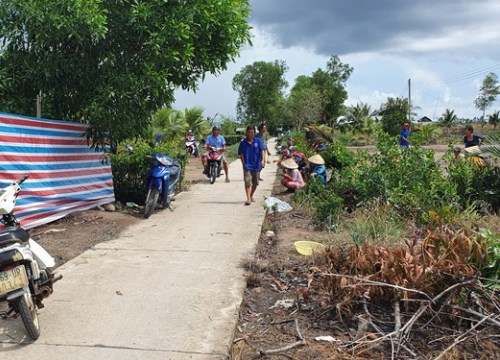 Phát hiện thi thể trẻ sơ sinh trôi dạt trên sông