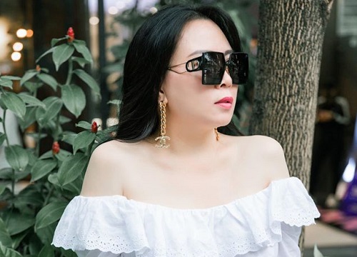 Phượng Chanel khoe vòng 1 khi diện váy trễ vai, điểm sexy tăng mạnh nhưng lần này có phần trễ nải quá đà