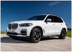 BMW X5 2021 plug-in-hybrid mạnh 389 mã lực, giá từ 66.400 USD