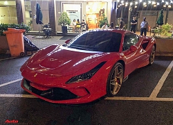 Doanh nhân Nguyễn Quốc Cường và Đàm Thu Trang lần đầu cầm lái Ferrari F8 Tributo xuống phố