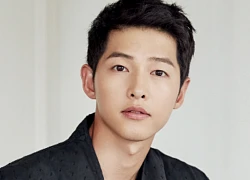 HOT: Rộ tin Song Joong Ki đang hẹn hò với nữ luật sư sau 1 năm ly hôn Song Hye Kyo, lộ cả bằng chứng qua điện thoại?