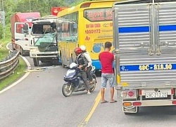 Ba ôtô tông nhau, đèo Bảo Lộc kẹt hơn 2 giờ