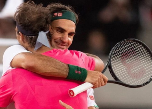 Federer gửi video "hâm nóng" tình cảm với Nadal, triệu fan xúc động