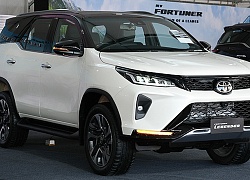 Toyota Fortuner 2021 phiên bản cao cấp nhất giá gần 1,4 tỷ đồng có gì?