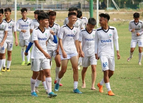 Vì sao HLV Troussier loại các cầu thủ HAGL khi U19 Việt Nam tập trung?