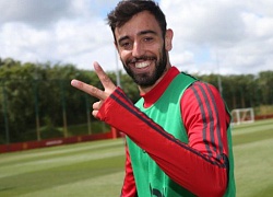 Bruno Fernandes 'nắn gân' Pogba trước trận MU đấu Tottenham