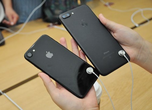 Cách chọn mua "iPhone quốc dân" cũ để tránh đụng hàng dựng, kém chất lượng