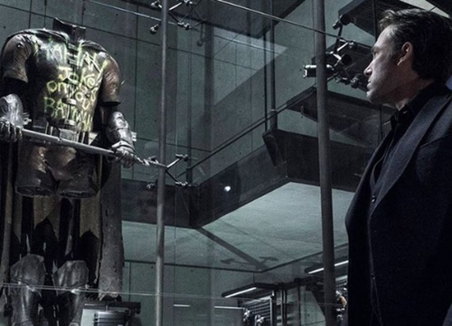Justice League phiên bản Snyder tiết lộ thêm về cái chết của Robin, là Joker hay Harley Quinn đã ra tay với cậu?