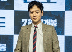 Kang Dong Won tăng cân "tròn ủm" ngỡ ngàng ở họp báo Train To Busan 2, nam thần một thời của chị em đâu rồi?