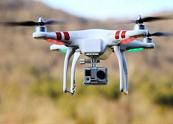 Chàng sinh viên "Rich Kids" dùng chiếc flycam có giá vài chục triệu chỉ để làm quạt giải nhiệt mùa Hè