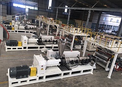Nhà máy sản xuất ván sàn gạch nhựa SPC: Cuộc chơi tham vọng của Nhựa Pha Lê