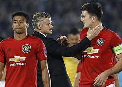 Premier League trở lại: MU kiếm tiền, Liverpool ẵm Cúp