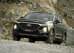 Santa Fe đe dọa ngôi vương doanh số của Fortuner