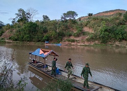 Căng mình ngăn chặn hàng lậu qua sông Sê Pôn